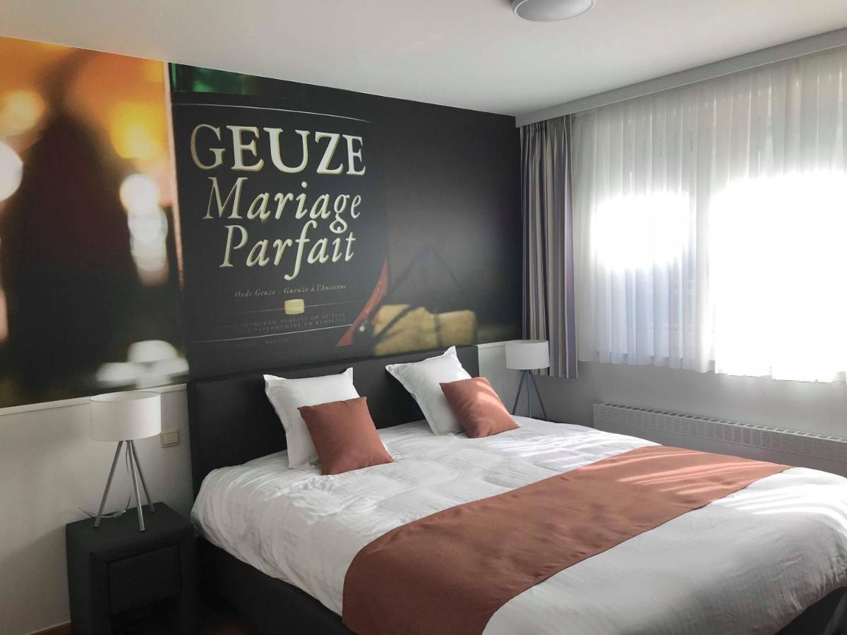 Hotel Botteltje ออสเทนด์ ภายนอก รูปภาพ